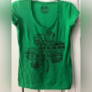 Green St. Patrick's Graphic V  Neck short sleeve ttshirt size small